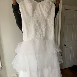 Plus size wedding dress